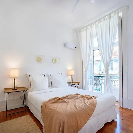 Apartment With 2 Bedrooms In Lisboa With Wonderful City View Balcony And Wifi Apartmán Lisboa